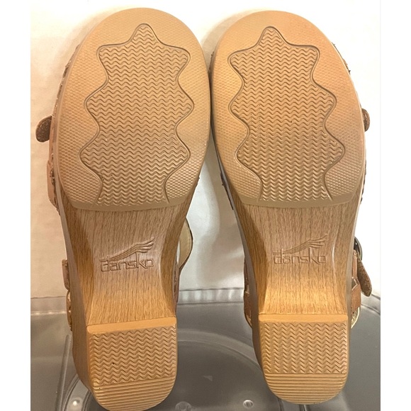 Dansko Footwear Women Leather Sandals Platform  Open Toe EU Size 38 Camel - Picture 12 of 12